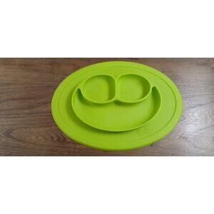 EZPZ The Mini Mat Baby Placemat Food Bowl/Plate Silicone Suction Green BPA FREE